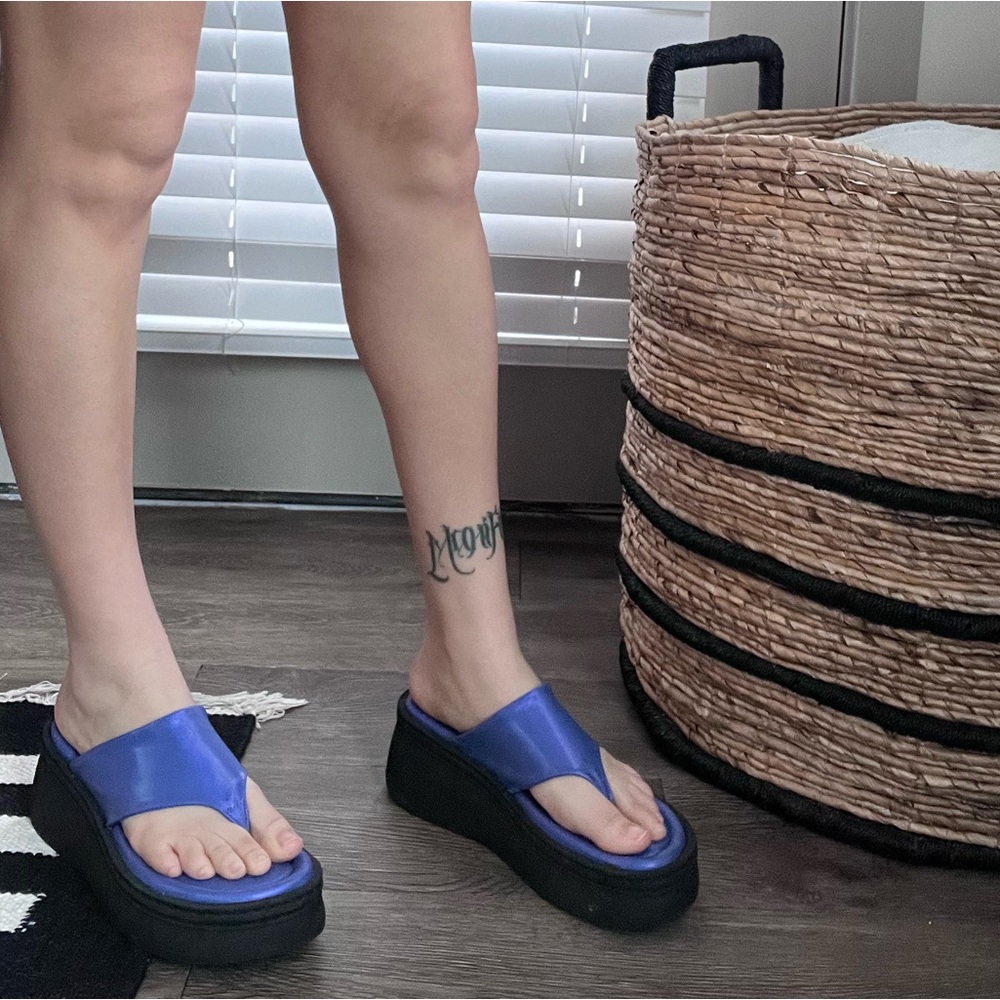 SOLD E8 by Miista “Cindy” platform sandals